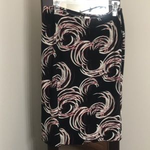 Light weight skirt